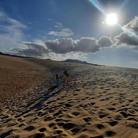 בית נופש Sun Caleta 24 *